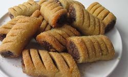 Meşhur Balkan tatlılarından irmik sarması nasıl yapılır?