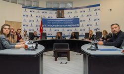 İzmir alarmda: Kuvvetli yağış ve fırtınaya karşı kriz masası kuruldu