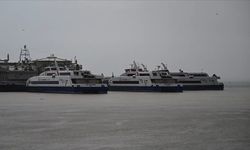 İzmir'de ulaşıma sağanak engeli!