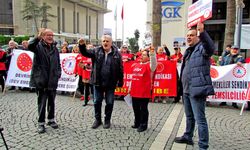 İzmir’de emeklilerden maaş zammına tepki: En düşük emekli maaşı asgari ücret olmalı