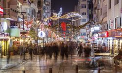 İzmir’in Taksim’i olarak anılıyor! İstanbul’daki İstiklal caddesini aratmayan bu caddeye giden başka yere uğramıyor