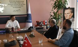 Kuşadası’nda kültürel gurur: Emeğiyle tarihi yaşatan usta, Başkan Günel’in konuğu oldu