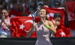 Zeynep Sönmez, Avustralya Açık'a 3. turda veda etti