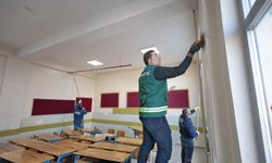 Tatilde Konak Belediyesi'nden okul mesaisi