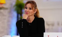 Pınar Altuğ kendisinden yüklü miktarda para isteyen takipçisinin mesajını paylaşarak tepki gösterdi