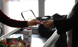 Menderes’in Sosyal Market’inden dev destek: Tam 2 milyon 800 bin TL