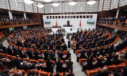 TBMM’de partilerin sandalye dağılımı yine değişti!