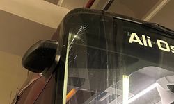 Trabzonspor'un takım otobüsüne taşlı saldırı: Kulüp sert tepki gösterdi