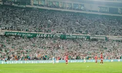 Menemen taraftarından Bursaspor’a tribün jesti!