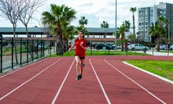 Karşıyaka’nın genç atleti Türkiye’nin zirvesinde