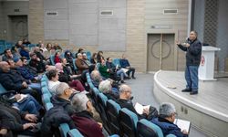 Bornova Belediyesi’nden arıcılara eğitim desteği