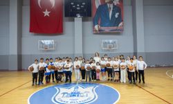 Mutlu'dan spor okullarına ziyaret