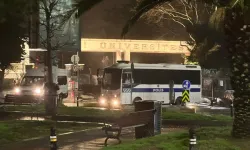 Boğaziçi Üniversitesi öğrenci kulüplerine gece yarısı baskını!