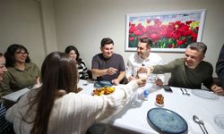 Buca'da Duman ve Güç, öğrenci evine misafir oldu