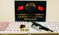 Buca’da yasaklı madde operasyonu: 7 bin ilaç ele geçirildi