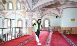 Çiğli'de camilerde temizlik mesaisi