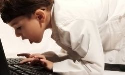 Dijitalde çocuklar için suça karşı kalkan: Yeni e-rehberlik sistemi nedir?