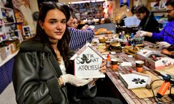 Bornova’da gençler atıkları sanata dönüştürdü