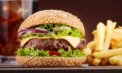 Dünyanın en büyük fast-food zincirlerinden biriydi: Yüzlerce restoranı kapatıyor