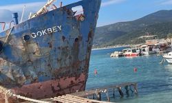 Balkan'dan Urla'da kaçak söküm açıklaması: Gemi buradan gidene kadar, her pazar eylemdeyiz!