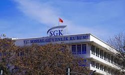 SGK borçları erteledi: Başvuru koşullarını açıkladı
