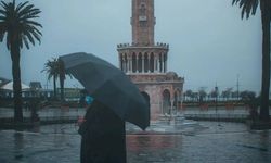 İzmir yağmurla uyandı: Yağışlı hava ne kadar sürecek?