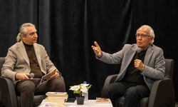 Bornova Kent Söyleşileri'nde Hidayet Karakuş yürekleri aydınlattı