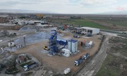 Manisa'da asfalt atağı: Hedef 120 bin ton üretim