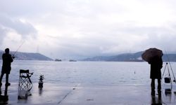 Mavi Gri & Murat Güneş - Babasından Yaralı şarkı sözleri