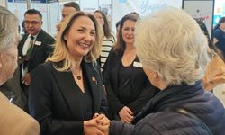 Nazlıaka İzmir’deki fuarda konuştu: Yaşlı bakımında insan onuru önceliğimiz