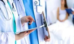 Sağlıkta iş yükü artıyor: 549 bin 528 çalışan sistemin yükünü taşıyor!