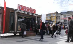 Ucuz et kuyruğuna giren emekliler isyan etti