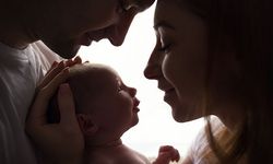 Ölü donörden yapılan rahim nakliyle bir bebek dünyaya geldi!