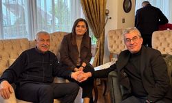 Özgürlüğüne kavuşan Zeydan Karalar'a CHP'li Günaydın ve Kılıç'tan ziyaret