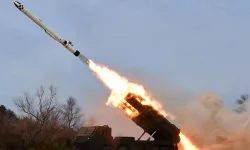 Kuzey Kore, Japon Denizi'ne 10 adet füze fırlattı...