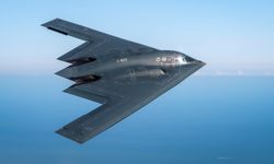 ABD İran'a yönelik B-2 hayalet bombardıman uçakları yolluyor