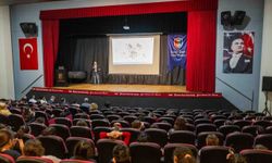 Bornova’da afet bilinci güçleniyor: İlçedeki okullarda kapsamlı eğitim