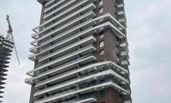 Bornova’da mahkemelik olan rezidansta yeni kriz: Sular tankerle geliyor!