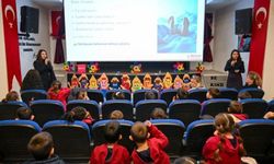 Bornova'dan öğrencilere kapsamlı sağlık eğitimi
