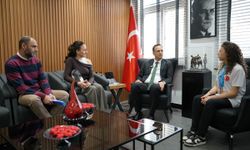 Bornovalı şampiyonlardan Eşki’ye ziyaret: Her zaman yanlarında olacağız