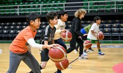 Bornova’da çocuklar sporla büyüyor: 12 ay kesintisiz eğitim