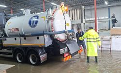 Didim Belediyesi tüm ekipleriyle sahada: Sağanak etkisini koruyor