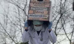 İzmir’de Emekçi Hekimler Anıtı açıldı