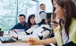 Gençler Buca’da teknolojiyle buluşuyor: Yapay zekâ eğitimi müjdesi!