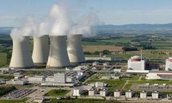 İran, İsrail'deki nükleer tesisi vurdu!