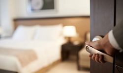 İzmir’in o belediyesinden konaklama işletmelerine kritik uyarı: Son gün 31 Mayıs