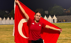İspanya'dan 8 Mart'ta gururla döndü: İzmirli atlet Aysel Önder dünya şampiyonu oldu