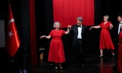 Konak’ta gençlere taş çıkaran performans