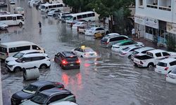 Körfez ülkelerinde sel kabusu: Ölü sayısı artıyor