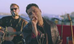 Ozbi - Duramam Ben şarkı sözleri